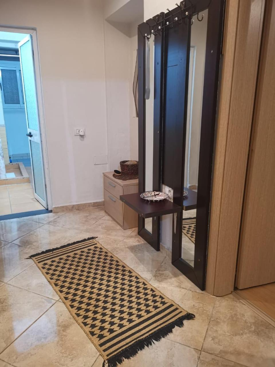 Downtown Authentic Apartment Tirana Myslym Shyri Dış mekan fotoğraf